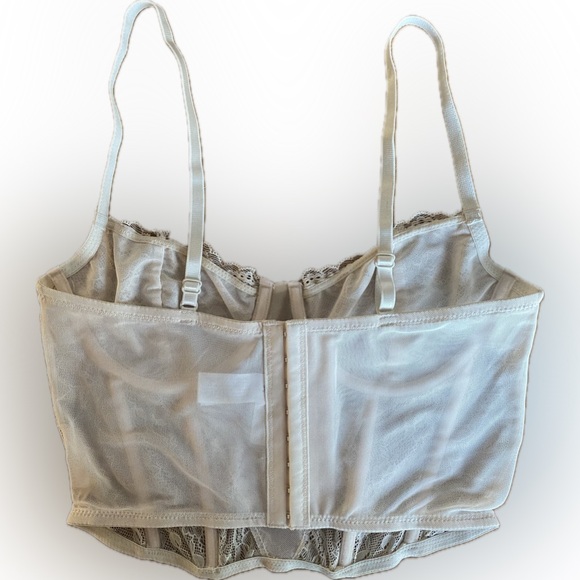 Forever 21 Lace Sweetheart Corset Bra - Picture 2 of 5